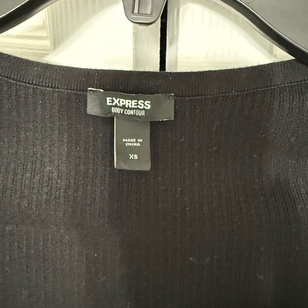 Express Black Ribbed Knit Top - Picture 3 of 4